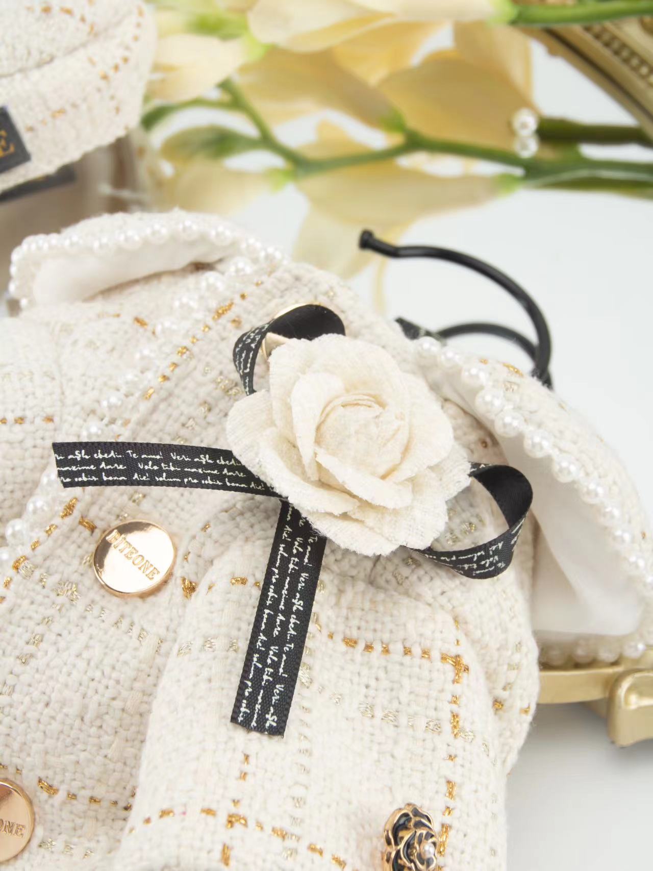 Elegant Tweed Pearl Button Jacket